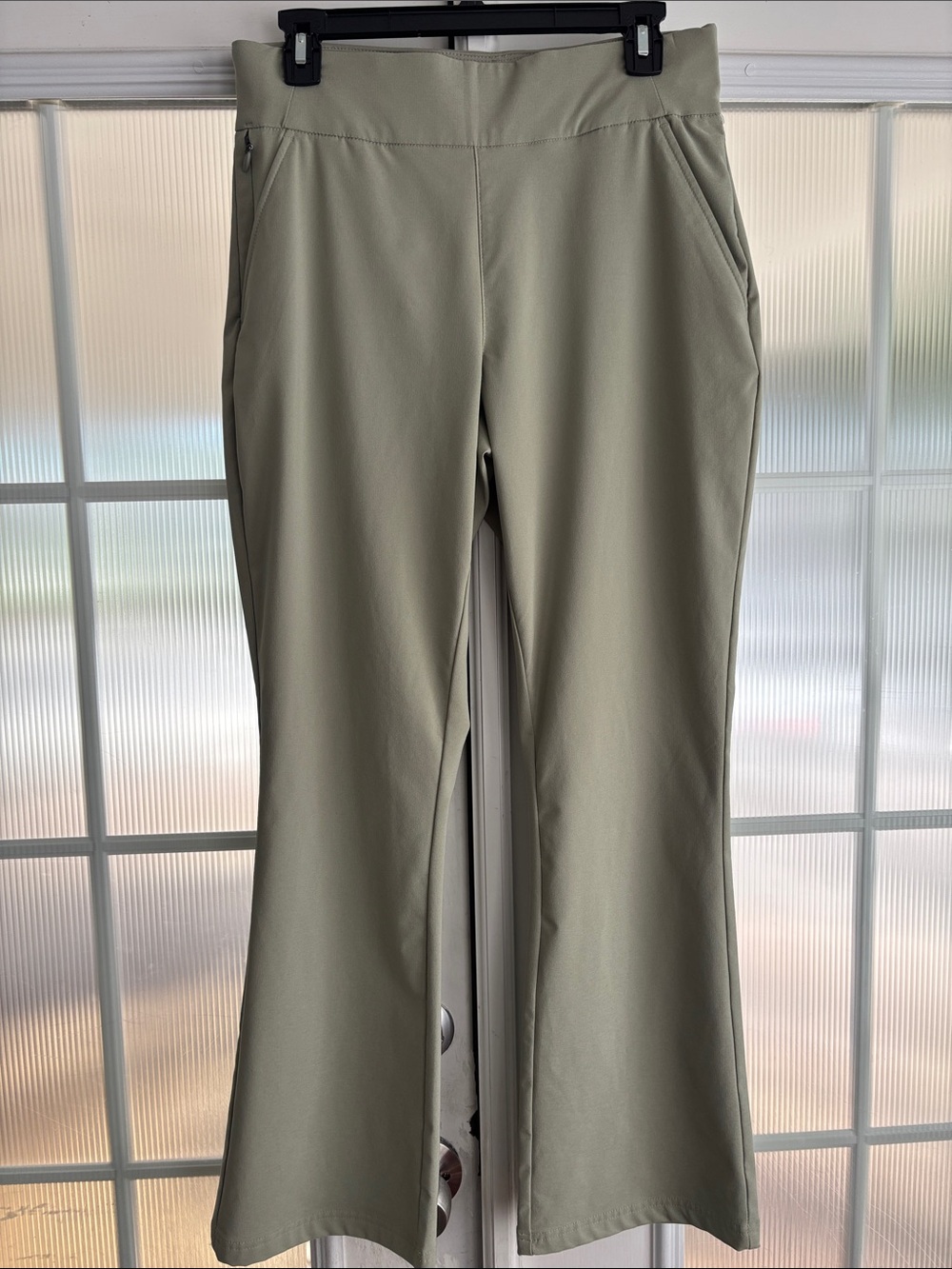 Columbia Sage Green women's Pull-On Pants